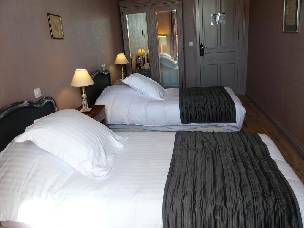 Hotel Souvenirs De Familles Saintes Δωμάτιο φωτογραφία