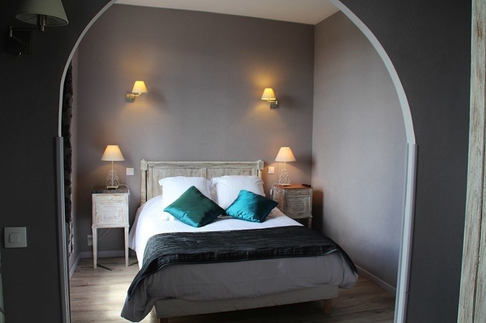 Hotel Souvenirs De Familles Saintes Εξωτερικό φωτογραφία